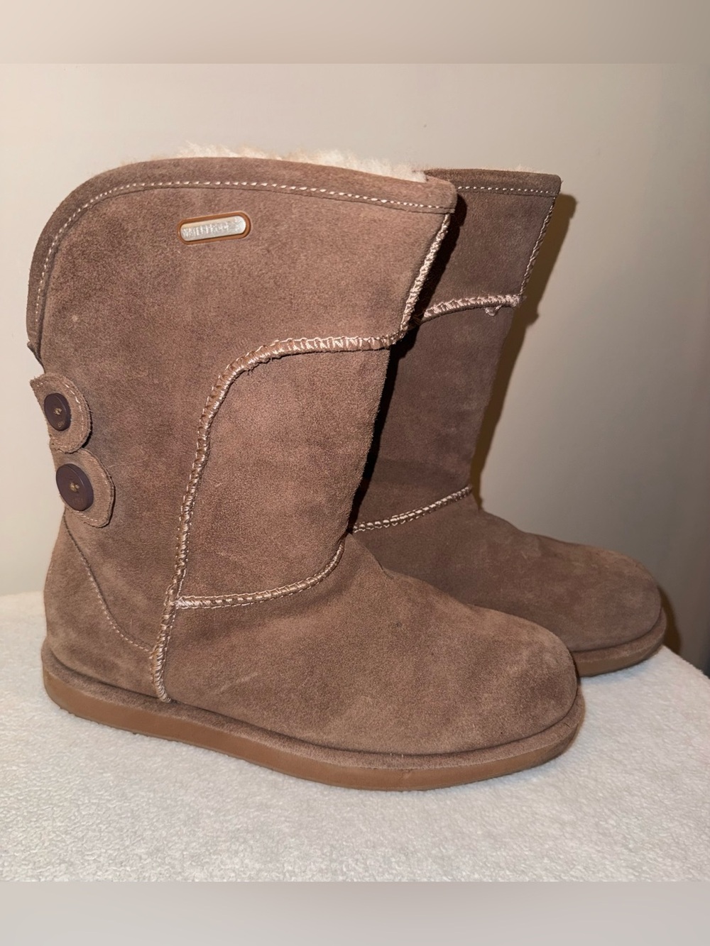 EMU Australia Charlotte waterproof sheepskin boots, dual button closures, size 7